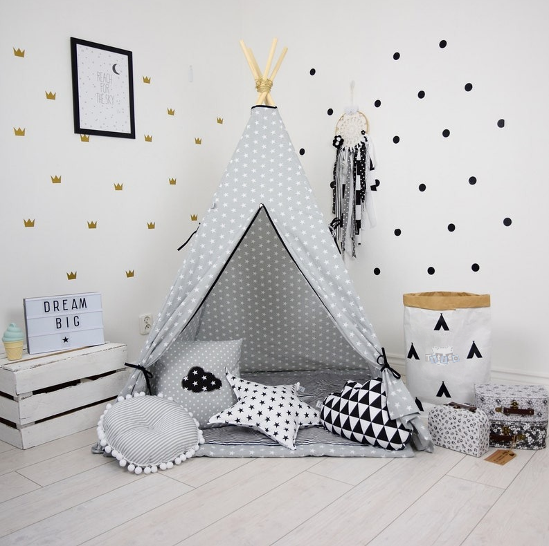 Cabana Teepee Cinza e Preta